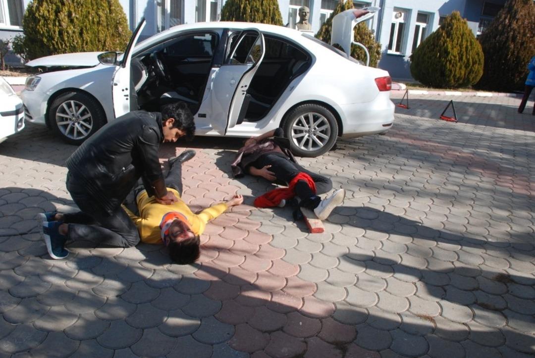 Ger&ccedil;eği aratmayan tatbikat