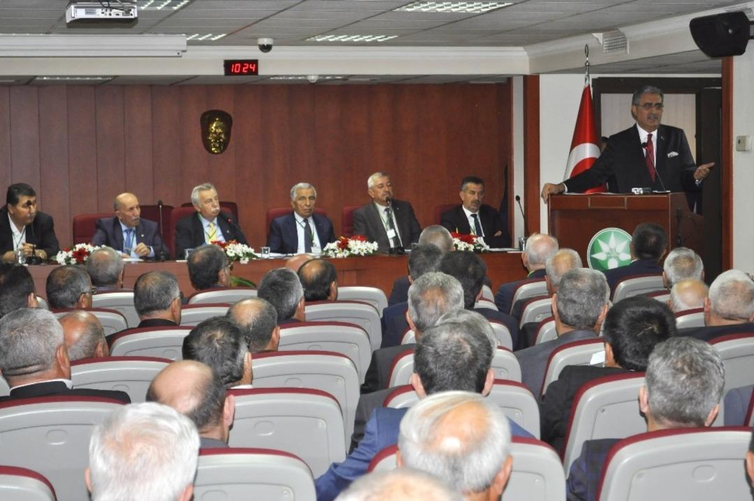 Konuk: &ldquo;Yangını s&ouml;nd&uuml;rmek istiyorlarsa dumanı takip etsinler&rdquo;