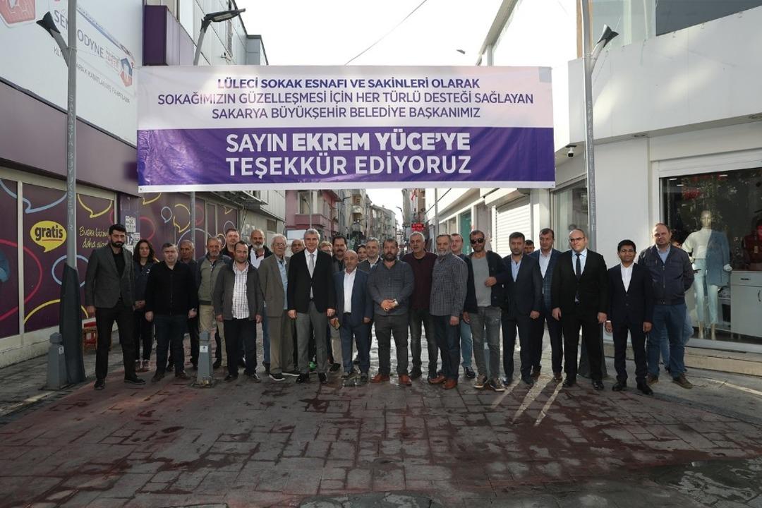 Başkan Y&uuml;ce, L&uuml;leci Sokak&rsquo;ta esnaf ve vatandaşla bir araya geldi