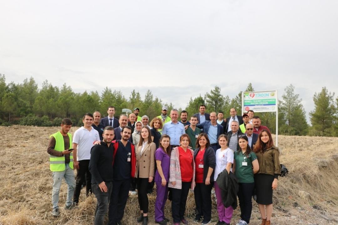 &lsquo;Geleceğe Nefes Ol&rsquo; diyerek 2 bin fidan diktiler