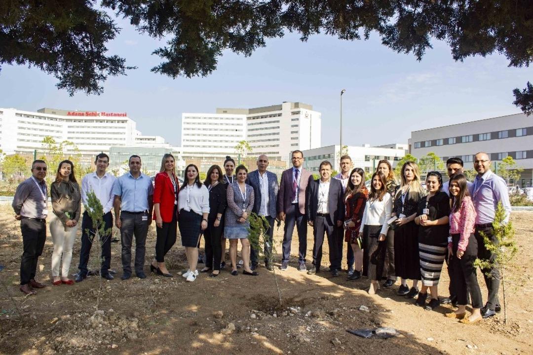 Adana Şehir Hastanesi &ccedil;alışanları fidan dikti