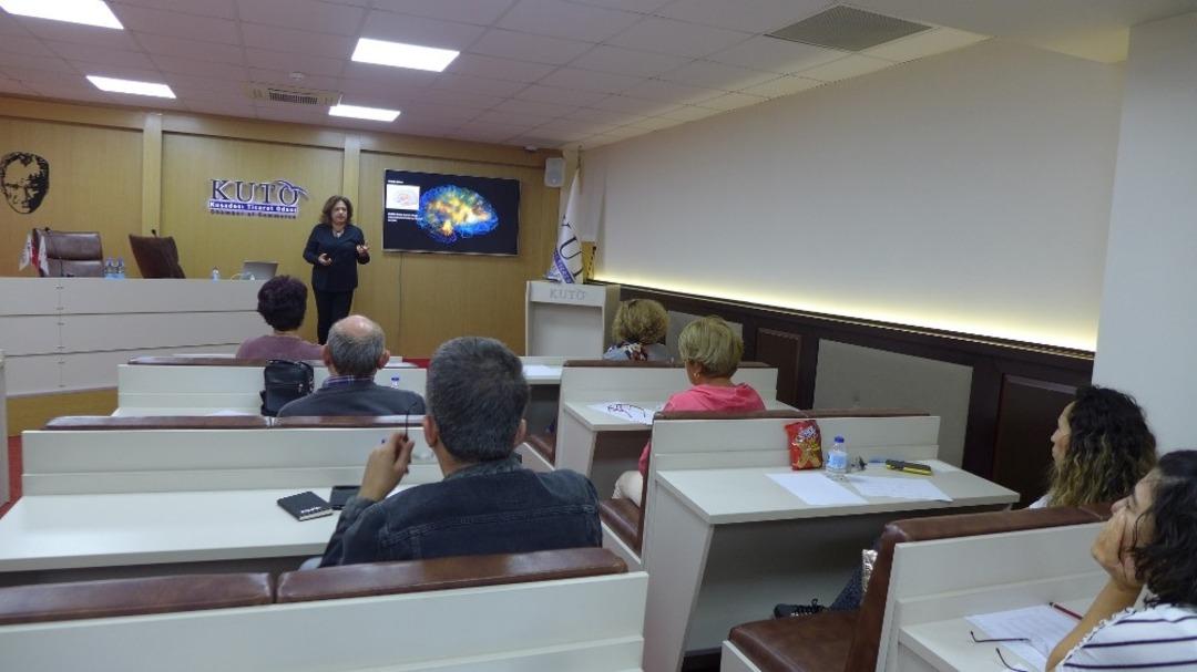 KUTO&rsquo;da iletişimde duygusal zekanın &ouml;nemi anlatıldı
