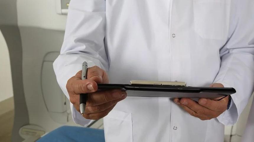 Türk hekimler Etiyopya'daki hastanelerde incelemelerde bulundu