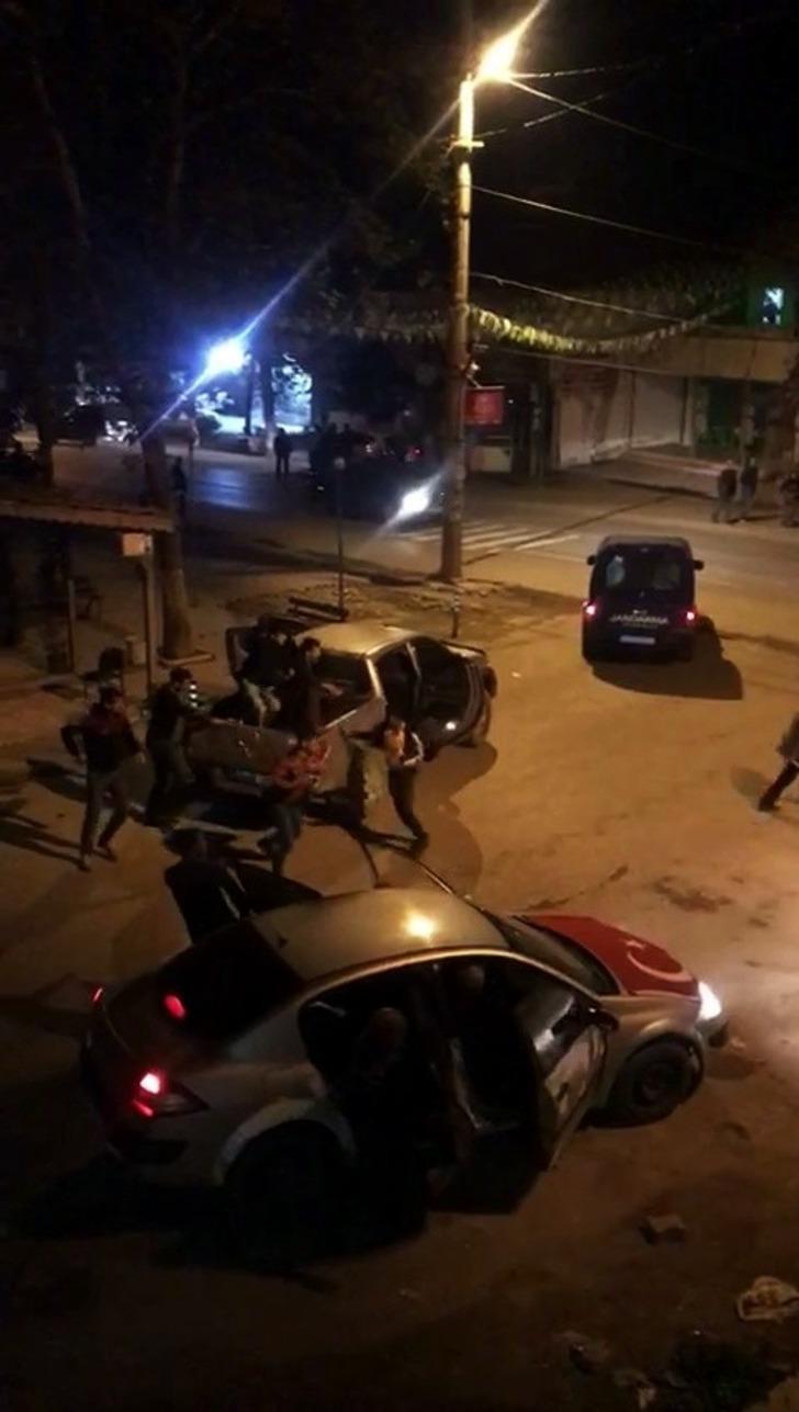 Taşlı, sopalı ve silahlı kavgayı jandarma havaya ateş açarak ayırdı G1