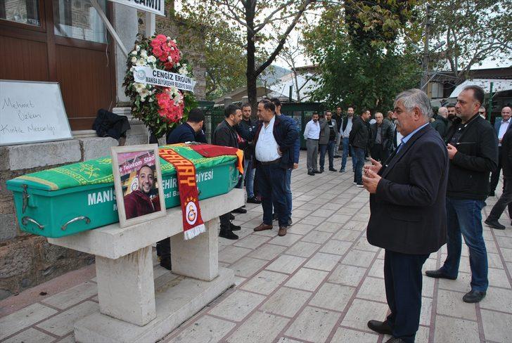 Öldürülen Manisalı iş adamının cenazesi toprağa verildi G5