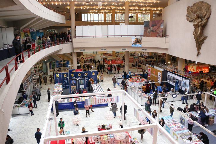 "22. Tiran Kitap Fuarı" başladı G1