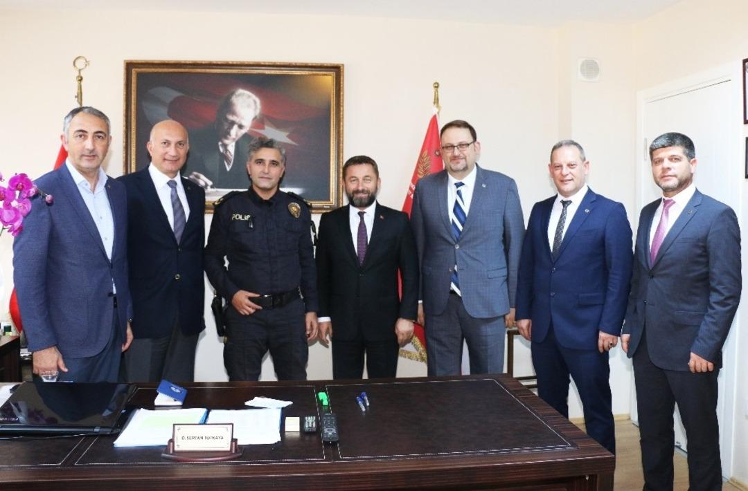 &Ccedil;erkezk&ouml;y TSO y&ouml;netiminden birlik mesajı