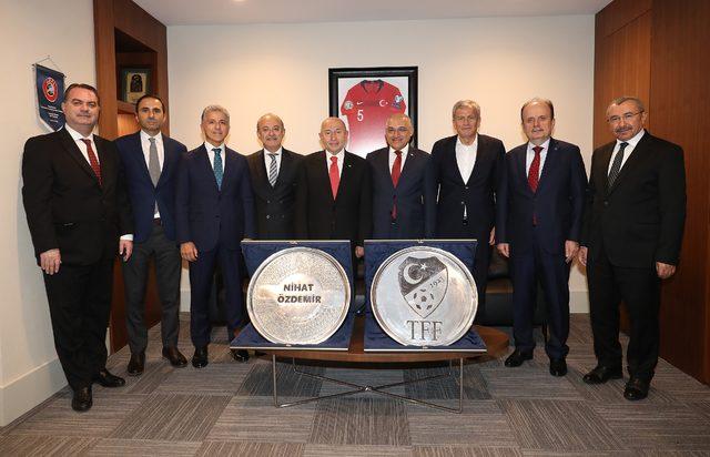 Gaziantep FK Başkanı Büyükekşi, TFF Başkanı Özdemir'i ziyaret etti