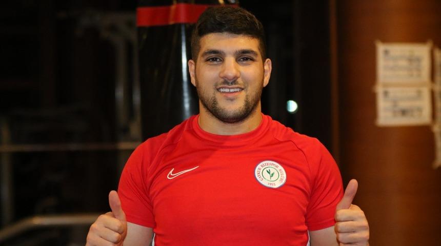 El Kabir geri dönüyor