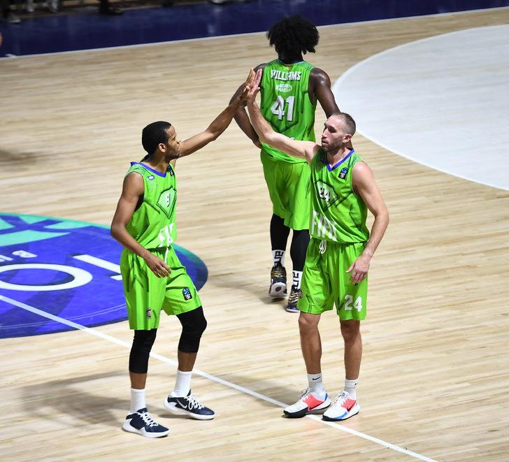 TOFAŞ - Partizan NIS: 82-72 G3