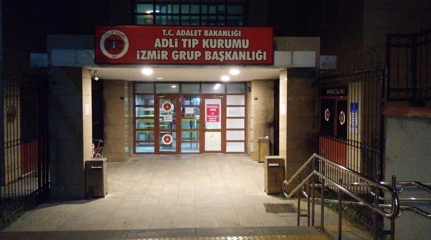 İzmir’de öldürülen 4 kişinin cenazesi adli tıpta