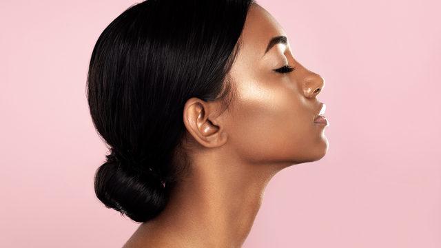 Ameliyatsız yüz gençleştirmede 'kök hücre' uygulaması nedir?