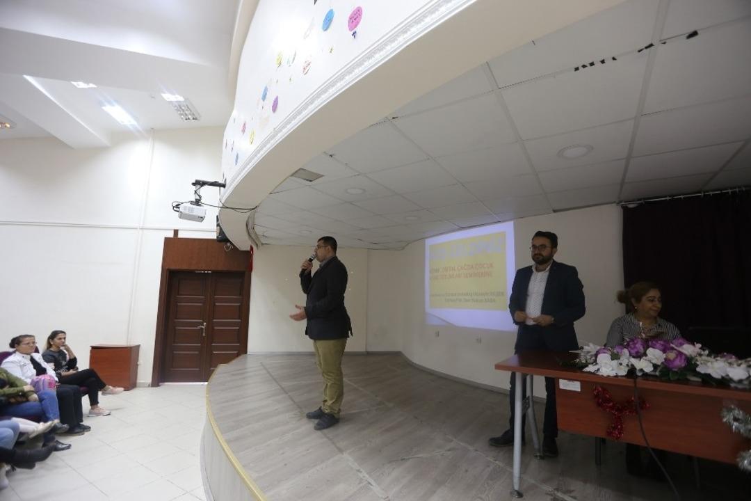 Gaziantep&rsquo;te &ldquo;Dijital &Ccedil;ağda &Ccedil;ocuk-Anne Tutumlarını" anlatıldı