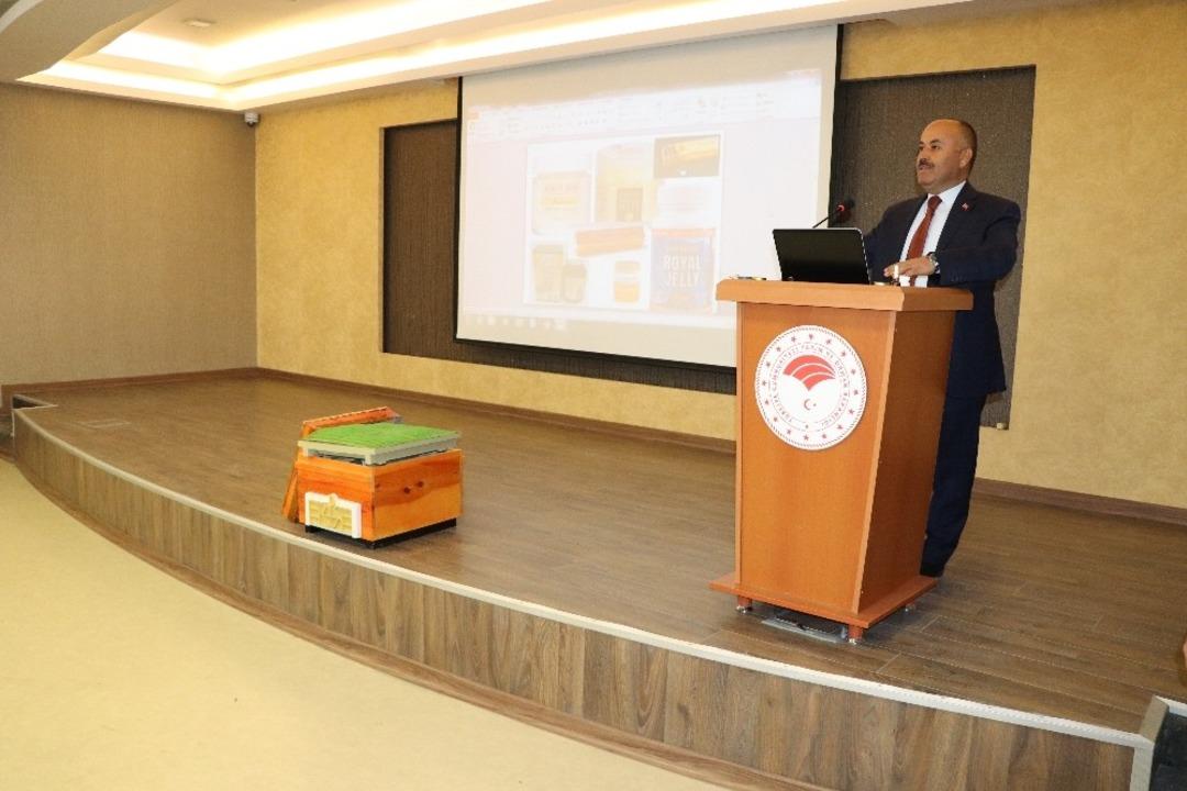 Geleceğin arıcıları yetiştiriliyor