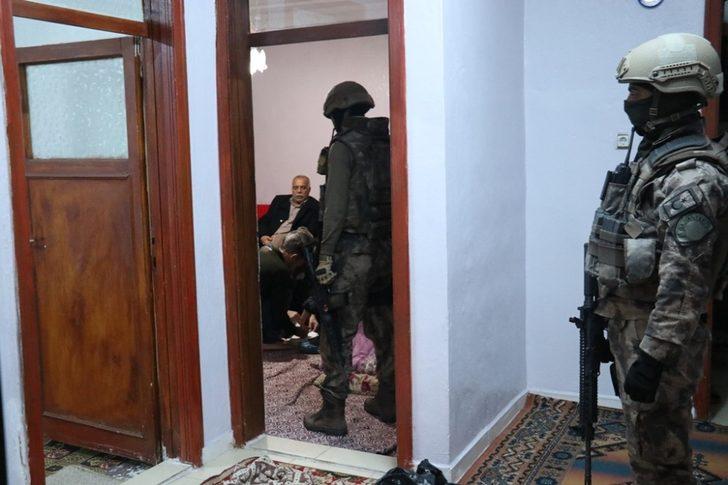 Son dakika! Gaziantep'te terör operasyonu: HDP İl Başkanı gözaltında G3