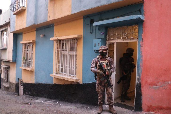 Son dakika! Gaziantep'te terör operasyonu: HDP İl Başkanı gözaltında G5