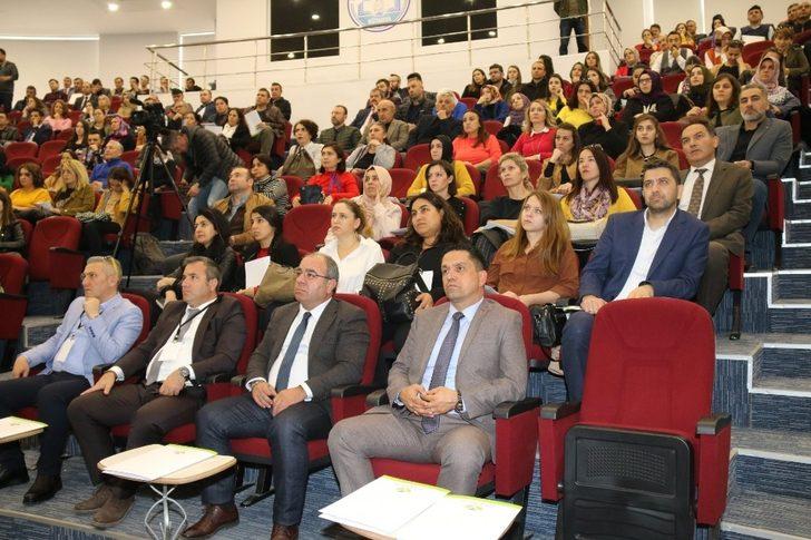 Kütahya’da öğretmenlere ‘Eğitimde Fark oluştur’ konulu seminer G4