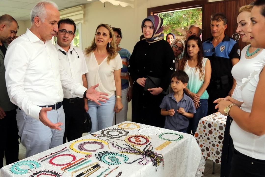 Akdeniz&rsquo;de mahalle evleri &uuml;retim merkezi oluyor