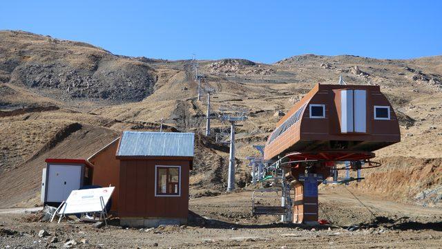 Hakkari'de kayak merkezi kışa hazır