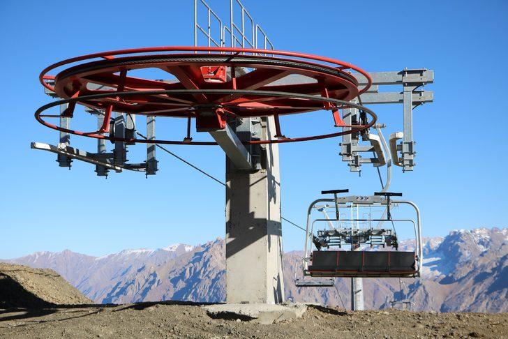 Hakkari'de kayak merkezi kışa hazır G3