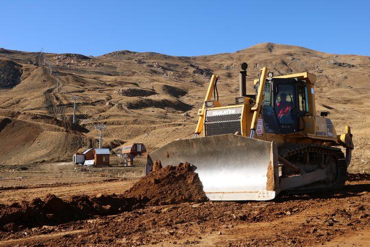 Hakkari'de kayak merkezi kışa hazır G4