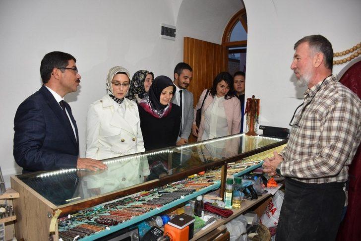 AK Parti’li kadınlar Kurşunlu Han’a hayran kaldı G2