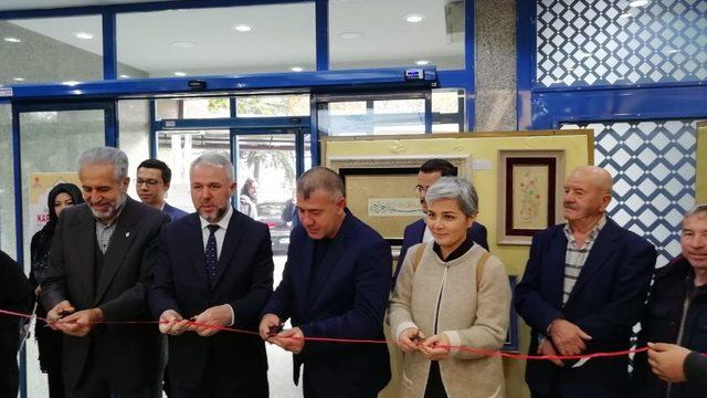 ‘Kayserili Hattatlar Karma Sergisi’, 7 dalda 52 eserle açıldı