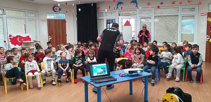 Öğrencilere afet anlatıldı G1