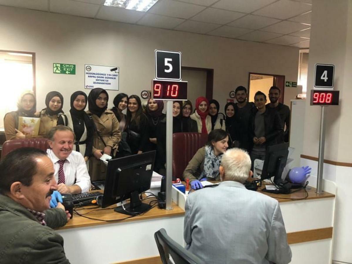 &Ouml;ğrencilere N&uuml;fus M&uuml;d&uuml;rl&uuml;ğ&uuml;&rsquo;nde uygulamalı eğitim