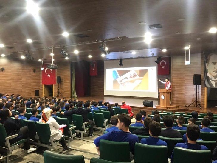 Kızılay Çorlu Şubesi’nden öğrencilere bilgilendirme semineri G2