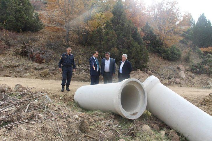 Dumlupınar’da su baskınlarına karşı menfez çalışması G3