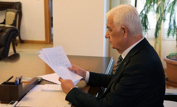 Batmanlı öğrencilerden Başkan Gürün’e duygulandıran mektuplar G1