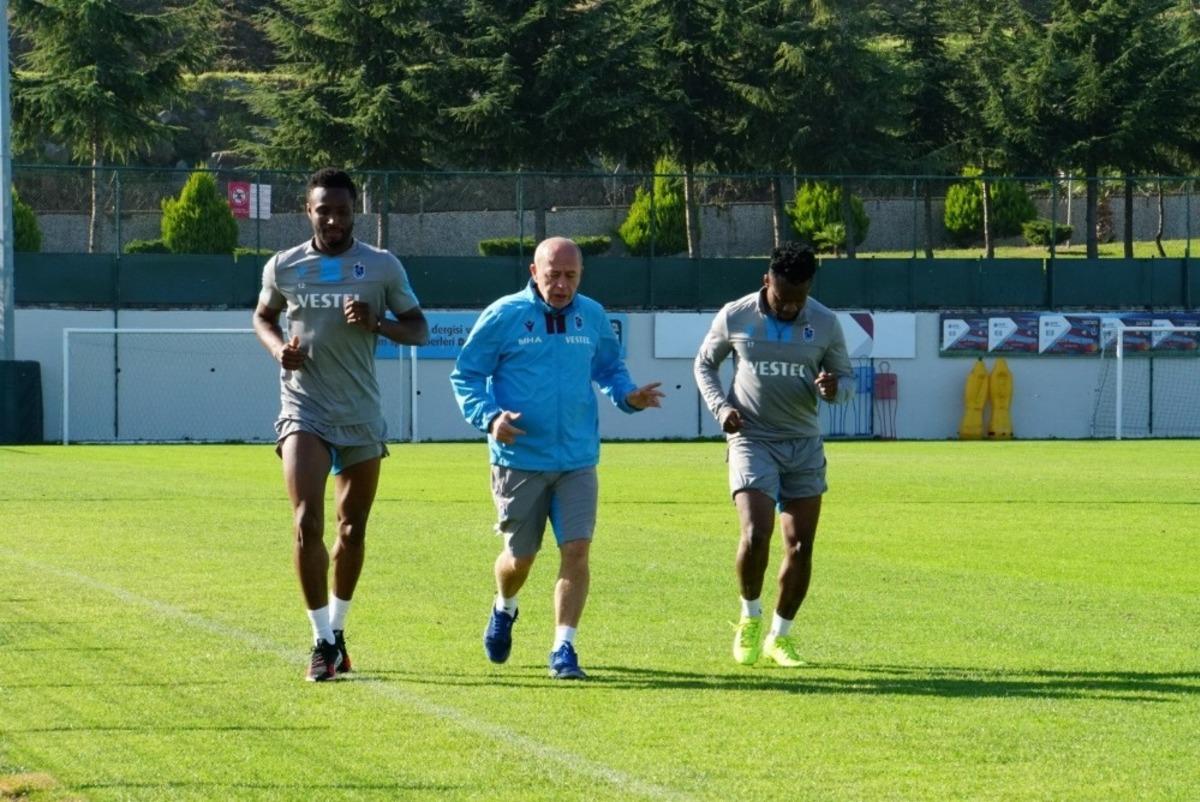 Trabzonspor&rsquo;da Obi Mikel, Onazi ve Ekuban &ouml;zel &ccedil;alıştı