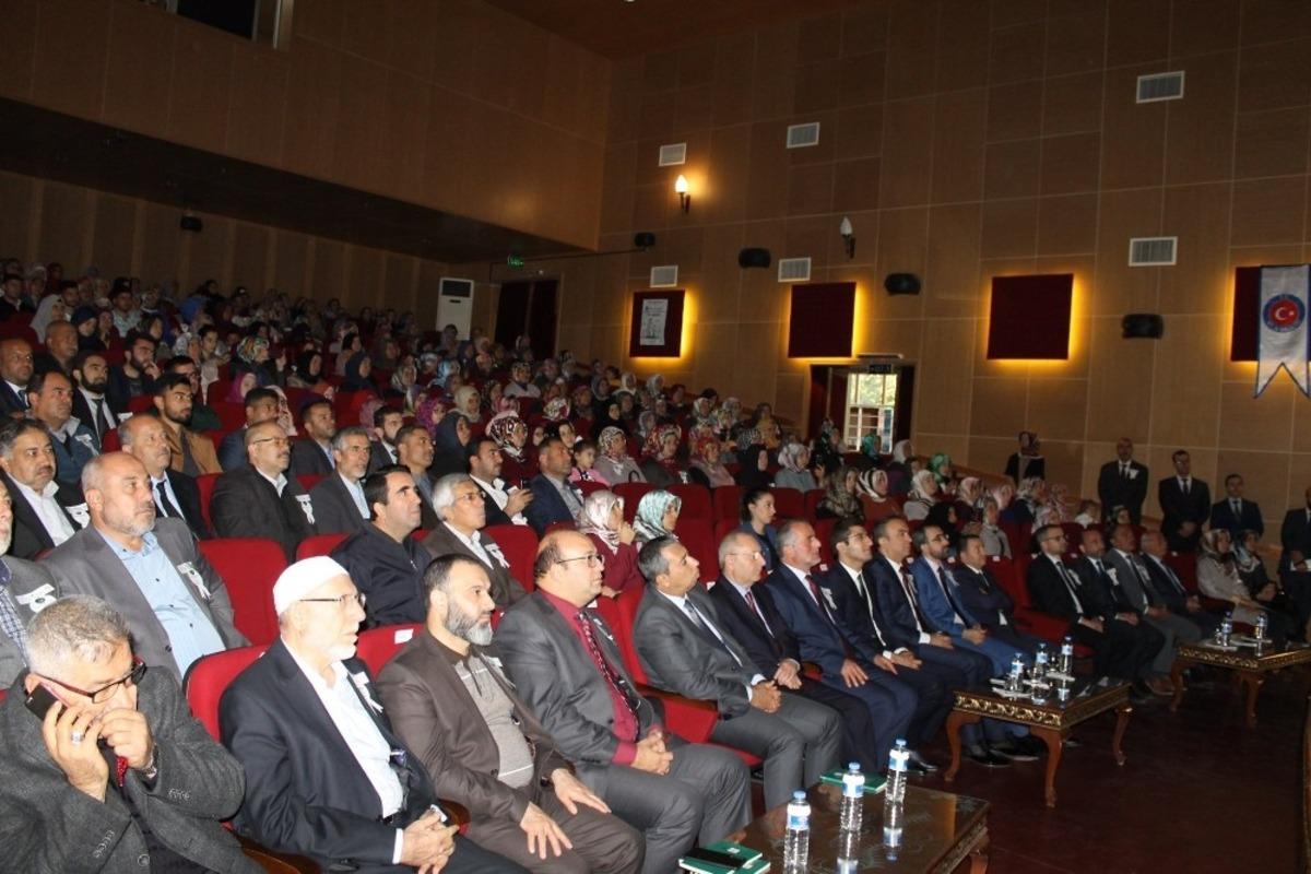 &ldquo;Peygamberimiz ve Aile&rdquo; konulu konferans d&uuml;zenlendi