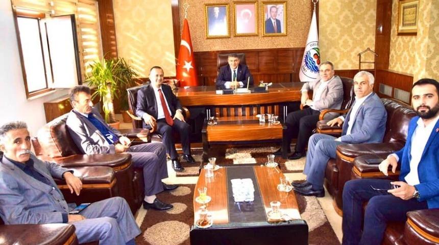 &Ccedil;akmak ve Şayir, &ccedil;alışmaları inceledi