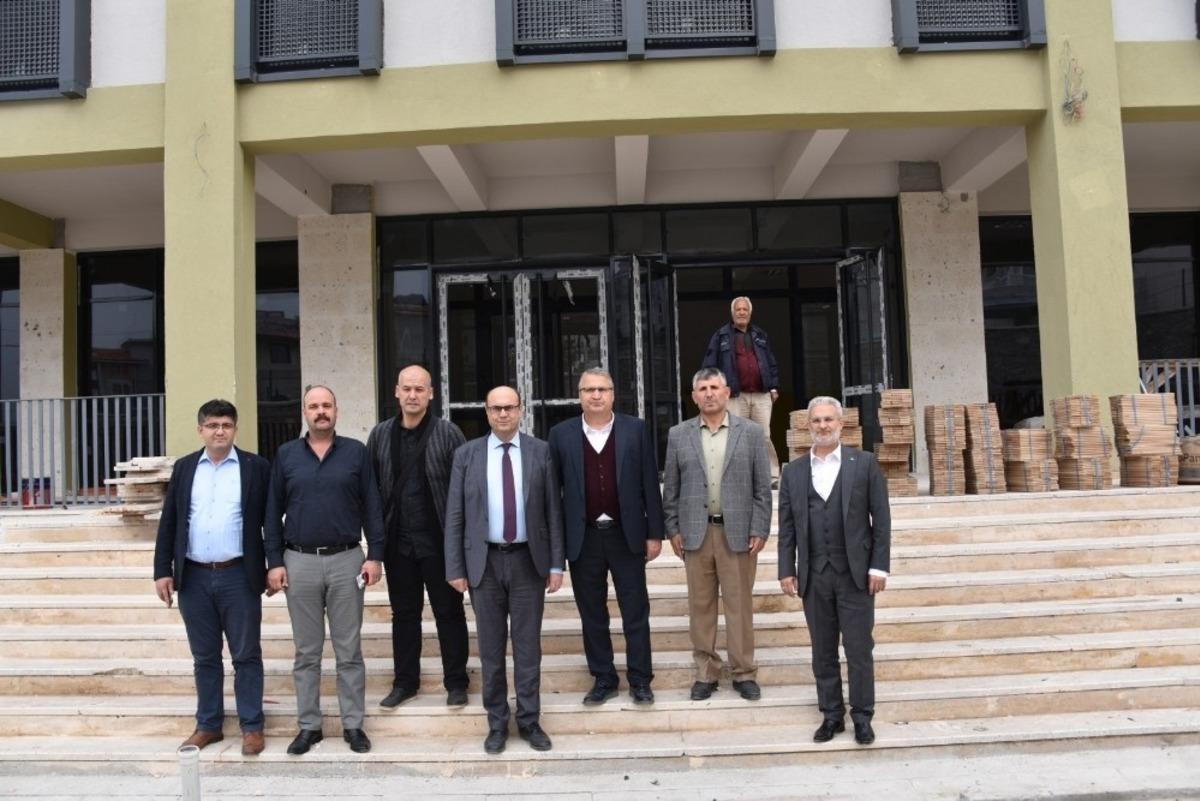 Başkan &Ccedil;er&ccedil;i Yunuskent&rsquo;te incelemede bulundu