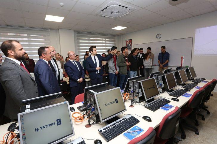 PAÜ’de Finans Laboratuvarı açıldı G4