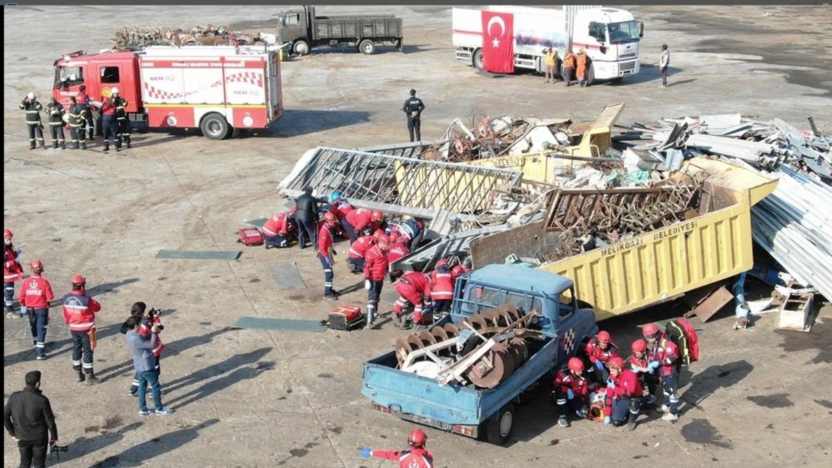 UMKE&rsquo;den ger&ccedil;eğini aratmayan tatbikat