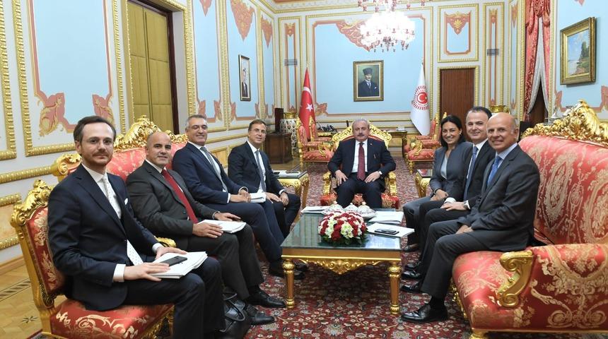 TÜSİAD heyeti Ankara'da TBMM ve partileri ziyaret etti
