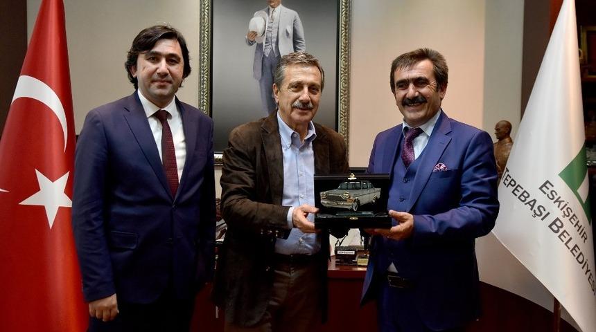 Başkan Ahmet Ata&ccedil; &Ccedil;orum&rsquo;dan gelen konuklarını ağırladı