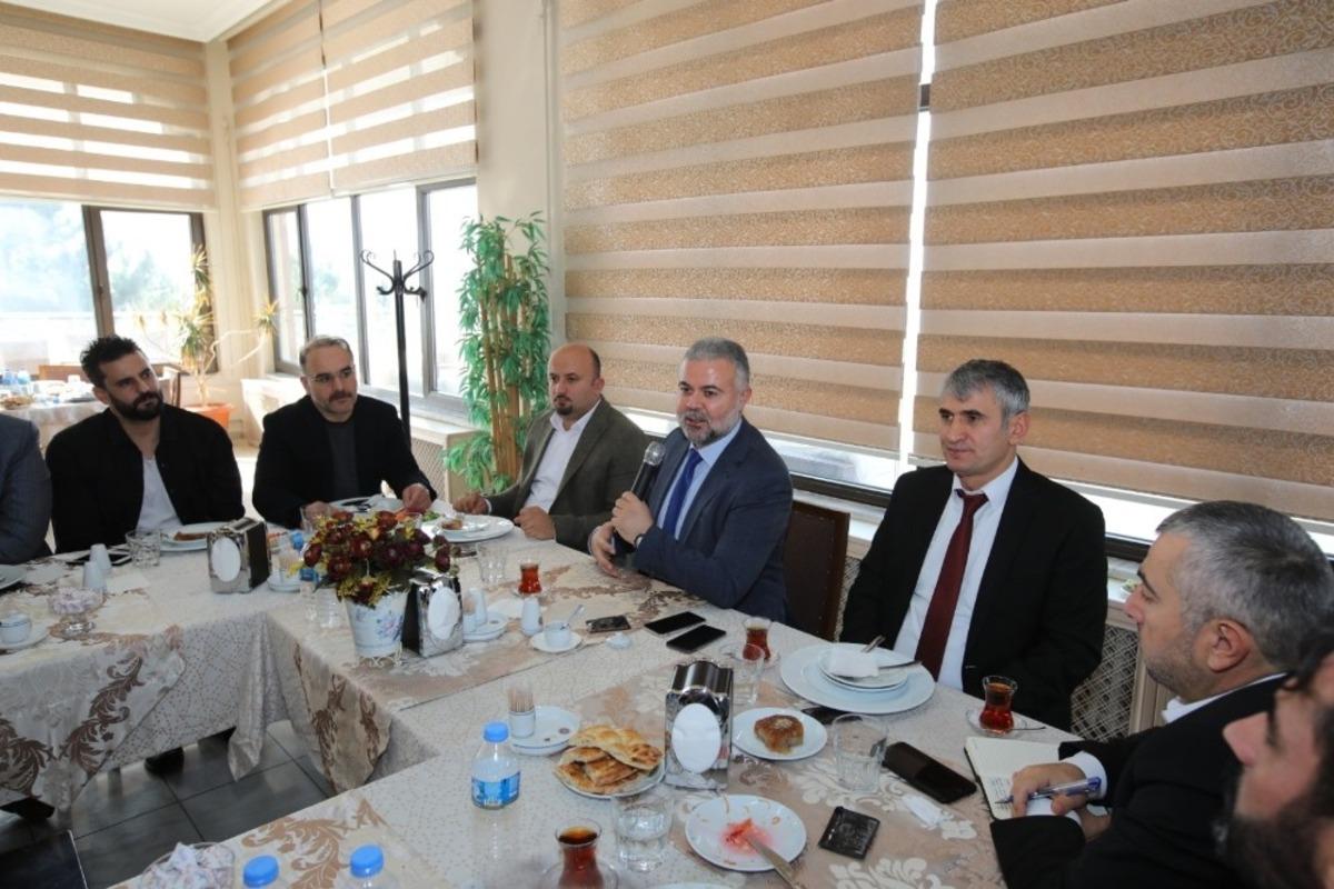 Rekt&ouml;r Şahin&rsquo;den yabancı &ouml;ğrenci vurgusu