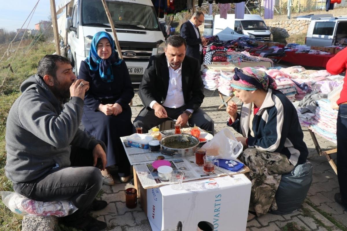 Kavak&rsquo;ta halk pazarında halk g&uuml;n&uuml;