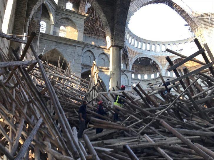 Gaziantep'te cami inşaatı kazasında endişeli bekleyiş sürüyor G4