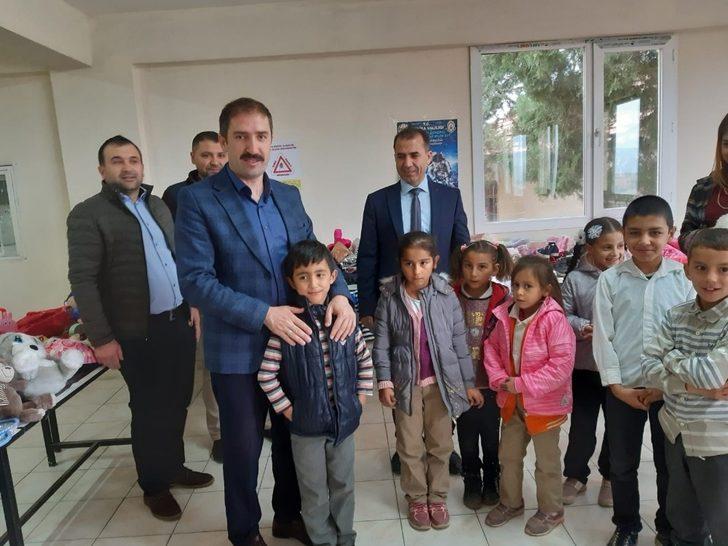 İstanbul’dan Bebekli 75. Yıl İlkokuluna destek G2