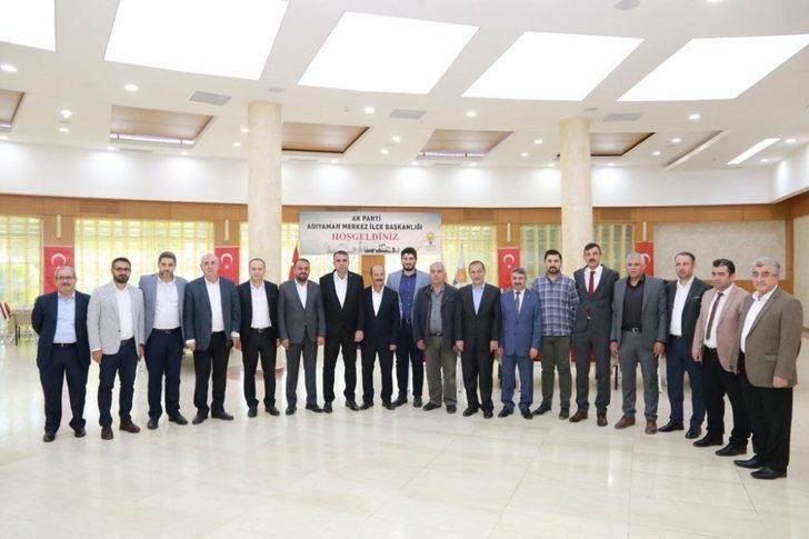 AK Parti İl Başkanı Dağtekin, ilçe başkanlarıyla bir araya geldi G1