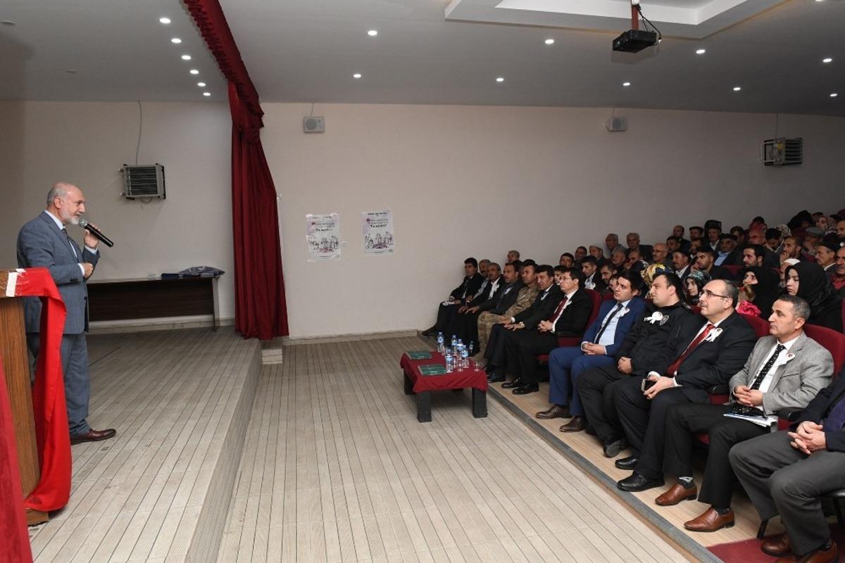 &Ccedil;atak&rsquo;ta &rsquo;Peygamberimiz ve Aile&rsquo; konulu konferans