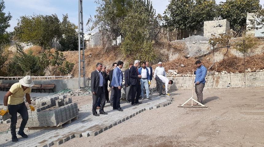 K&ouml;ylere kilitli parke taşı