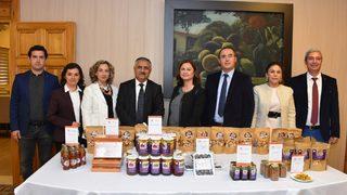 Aydın'da incirin unu, konservesi, suyu ve şurubu yapıldı