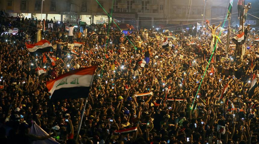 Irak Milli Takımı'nın İran galibiyeti Iraklıları sokağa döktü