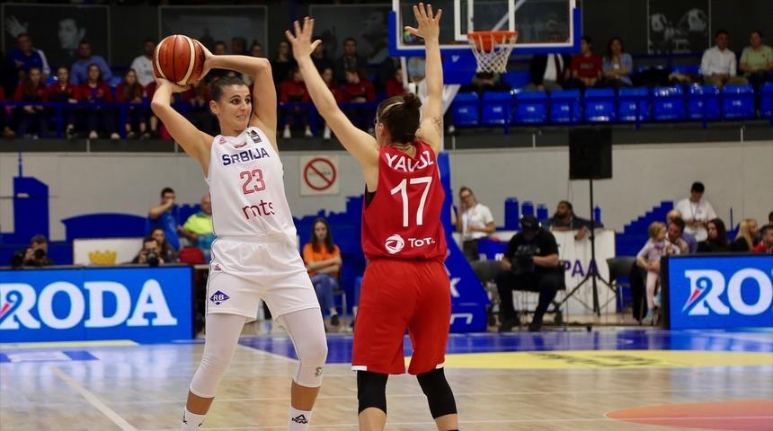 Periler ilk maçta kayıp